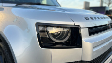 Land Rover Defender 3.0 D250 X-Dynamic SE 110 5dr Auto Diesel Estate